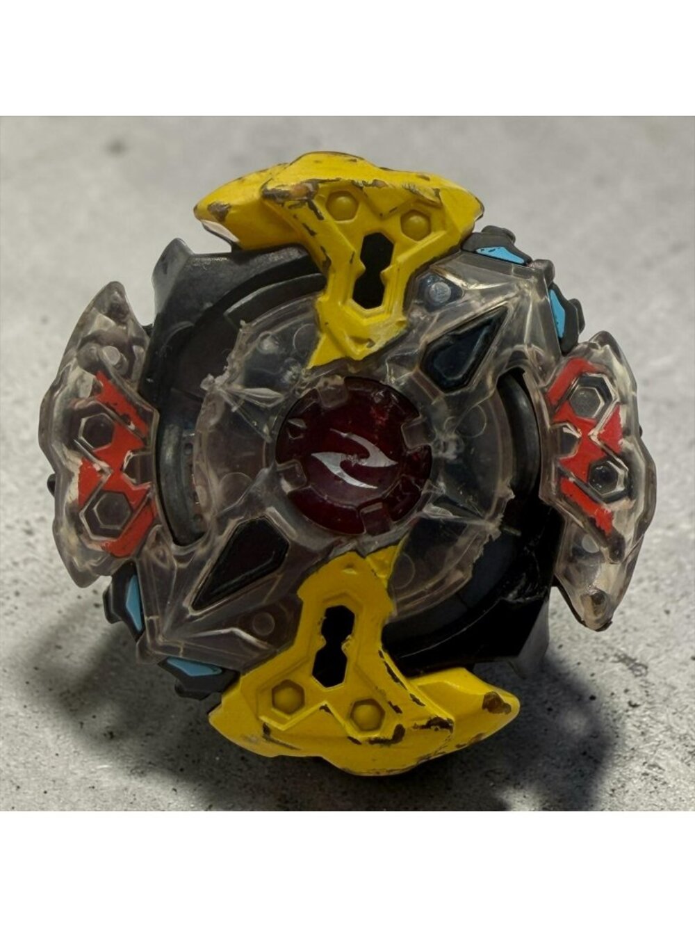 Turbo Spryzen S4 Beyblade Burst Evolution Battle Top
